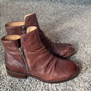 Sofft Brown Leather Ankle Booties. Distressed leather